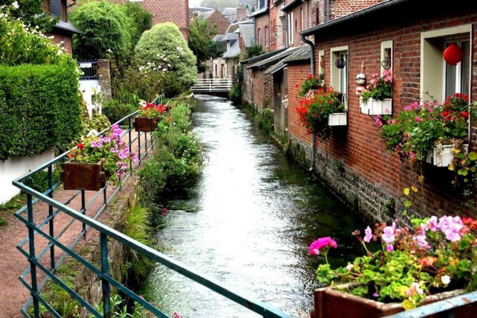 Le Clos Saint Vincent Manneville-ès-Plains Buitenkant foto